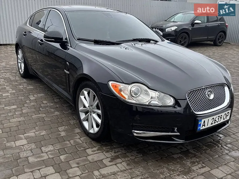 Jaguar XF 2010