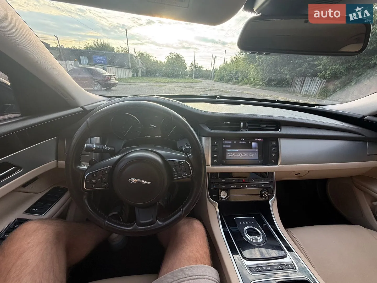 2016 Jaguar XF - мініатюра 8