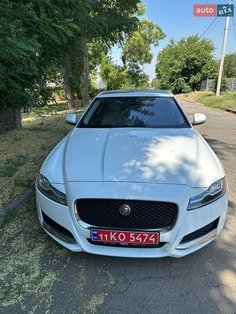 2017 Jaguar XF - фото 1