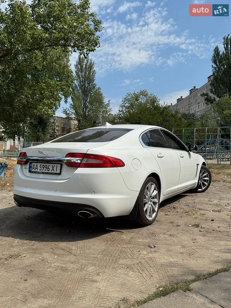 2013 Jaguar XF - мініатюра 6