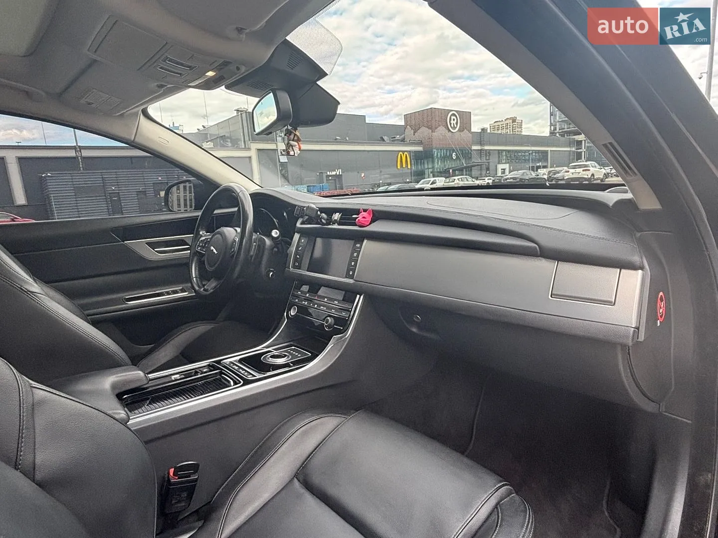 2016 Jaguar XF - мініатюра 6