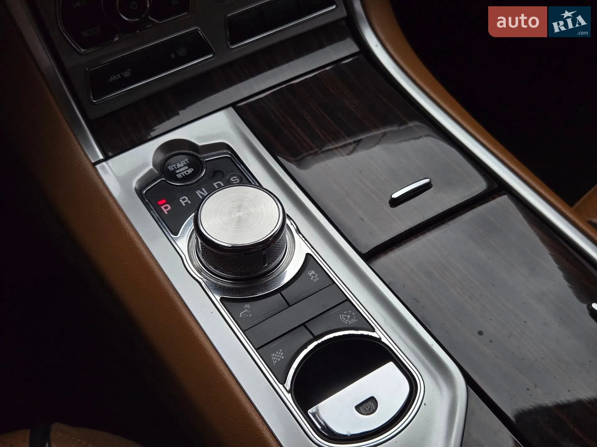 2015 Jaguar XF - мініатюра 30