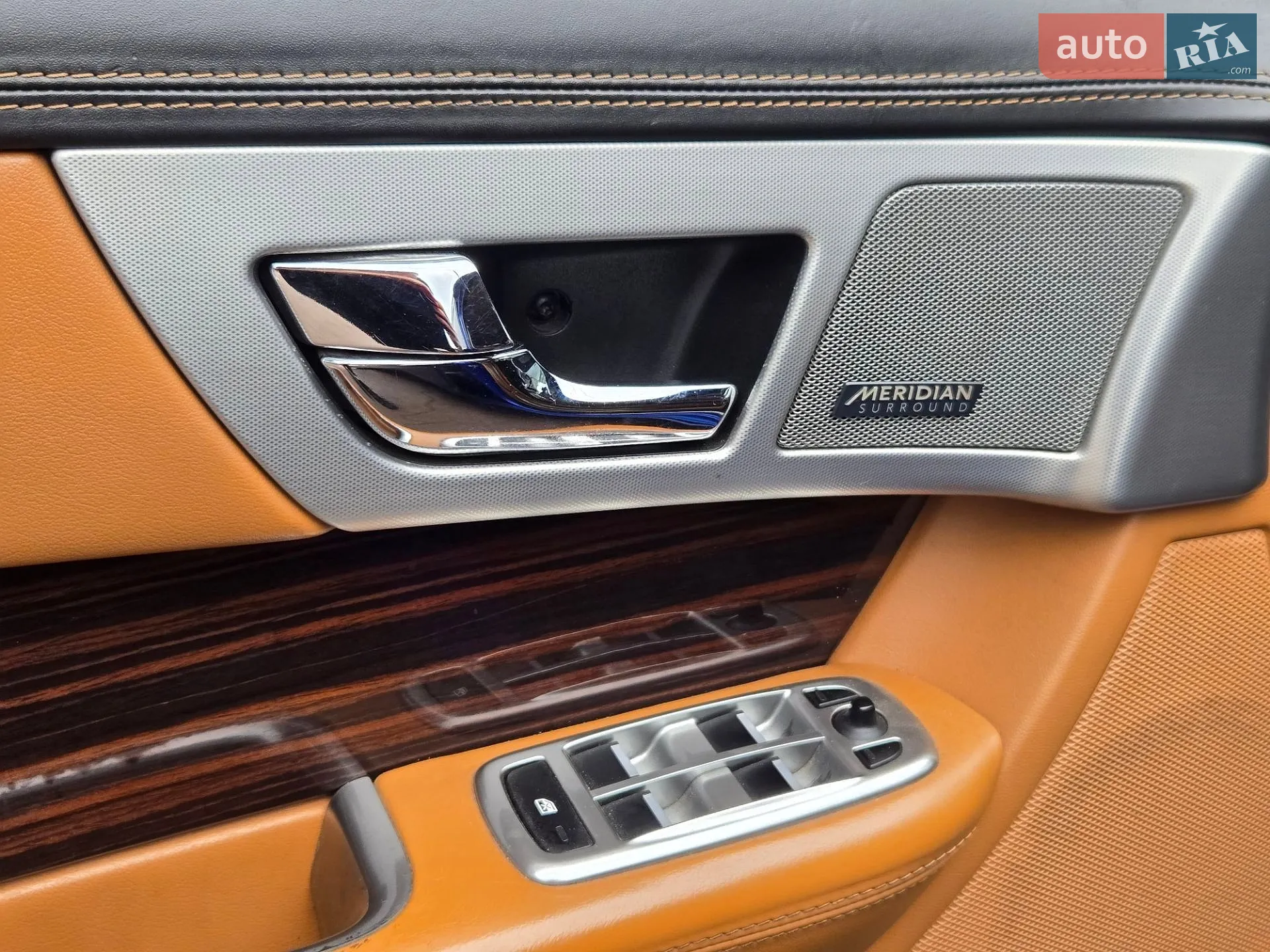 2015 Jaguar XF - мініатюра 13
