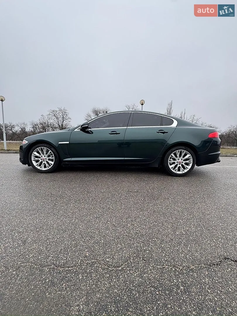 2015 Jaguar XF - мініатюра 3