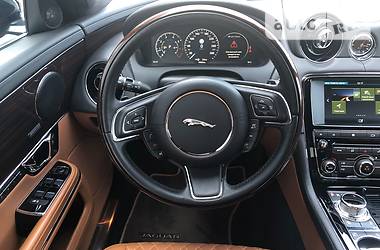 Седан Jaguar XJ 2016 в Чубинском