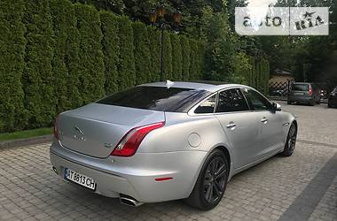 Седан Jaguar XJ 2013 в Львове