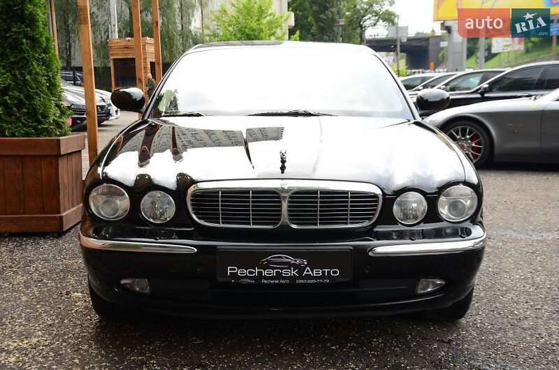 Седан Jaguar XJ 2006 в Запоріжжі