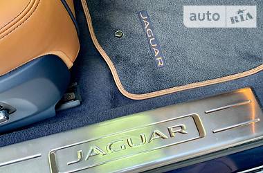 Седан Jaguar XJ 2015 в Киеве