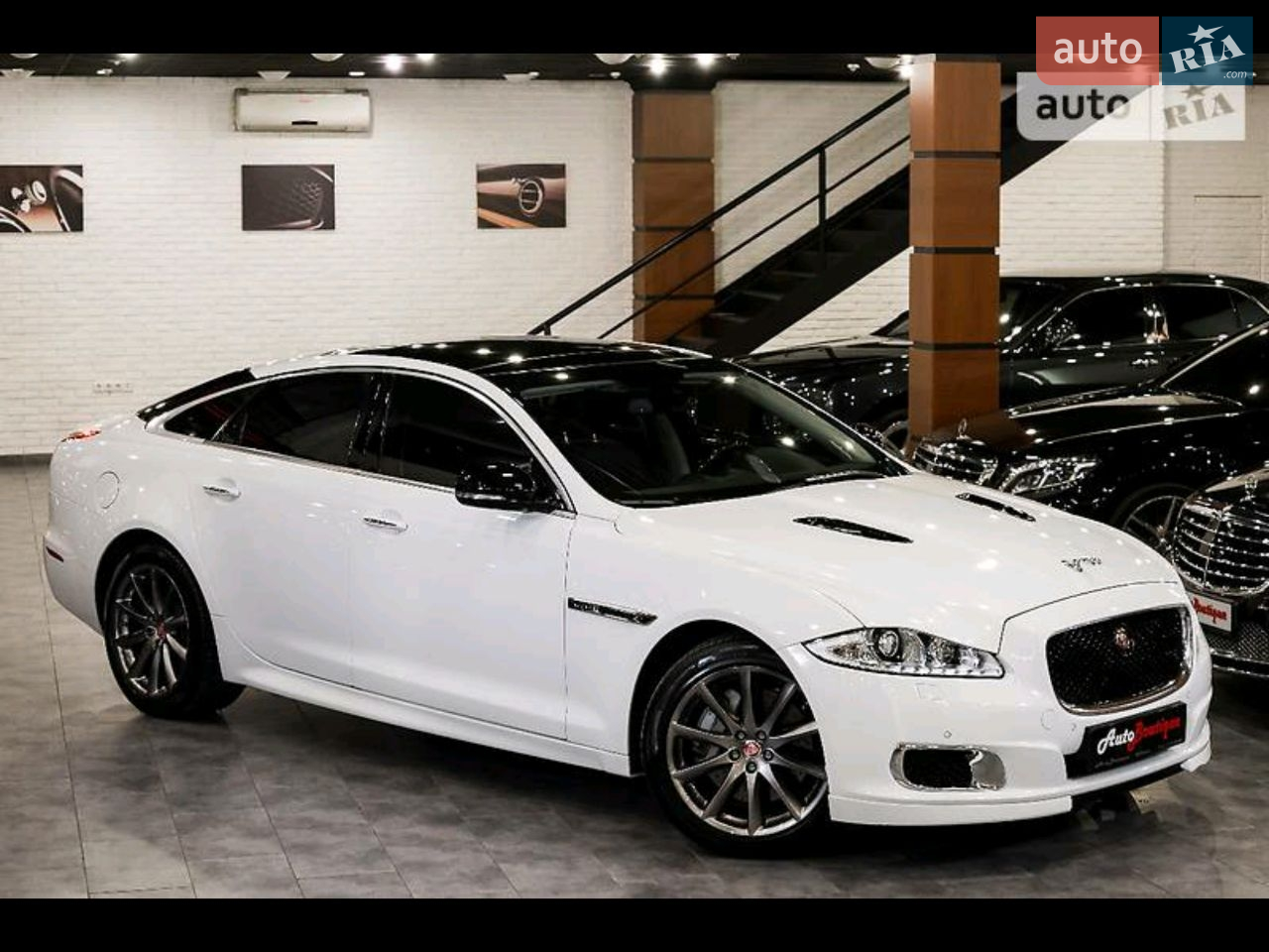 2013 Jaguar XJ - мініатюра 4