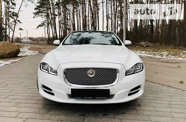 Седан Jaguar XJ 2015 в Житомире