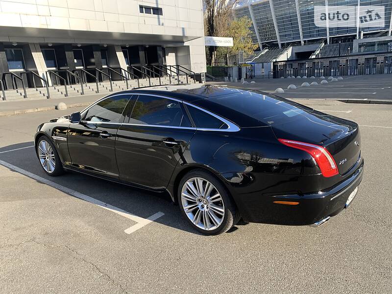 Седан Jaguar XJ 2010 в Києві