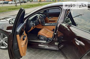 Седан Jaguar XJ 2010 в Луцке