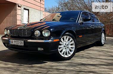 Седан Jaguar XJ 2004 в Киеве