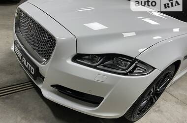 Седан Jaguar XJ 2018 в Києві