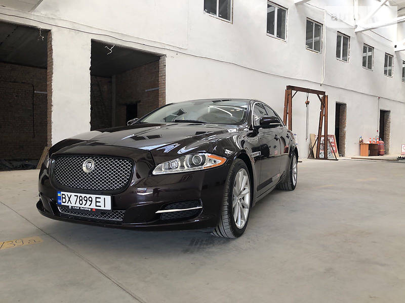 Седан Jaguar XJ 2013 в Хмельницком