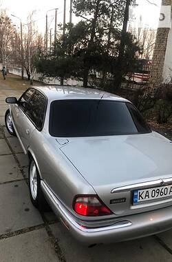 Седан Jaguar XJ 2000 в Киеве