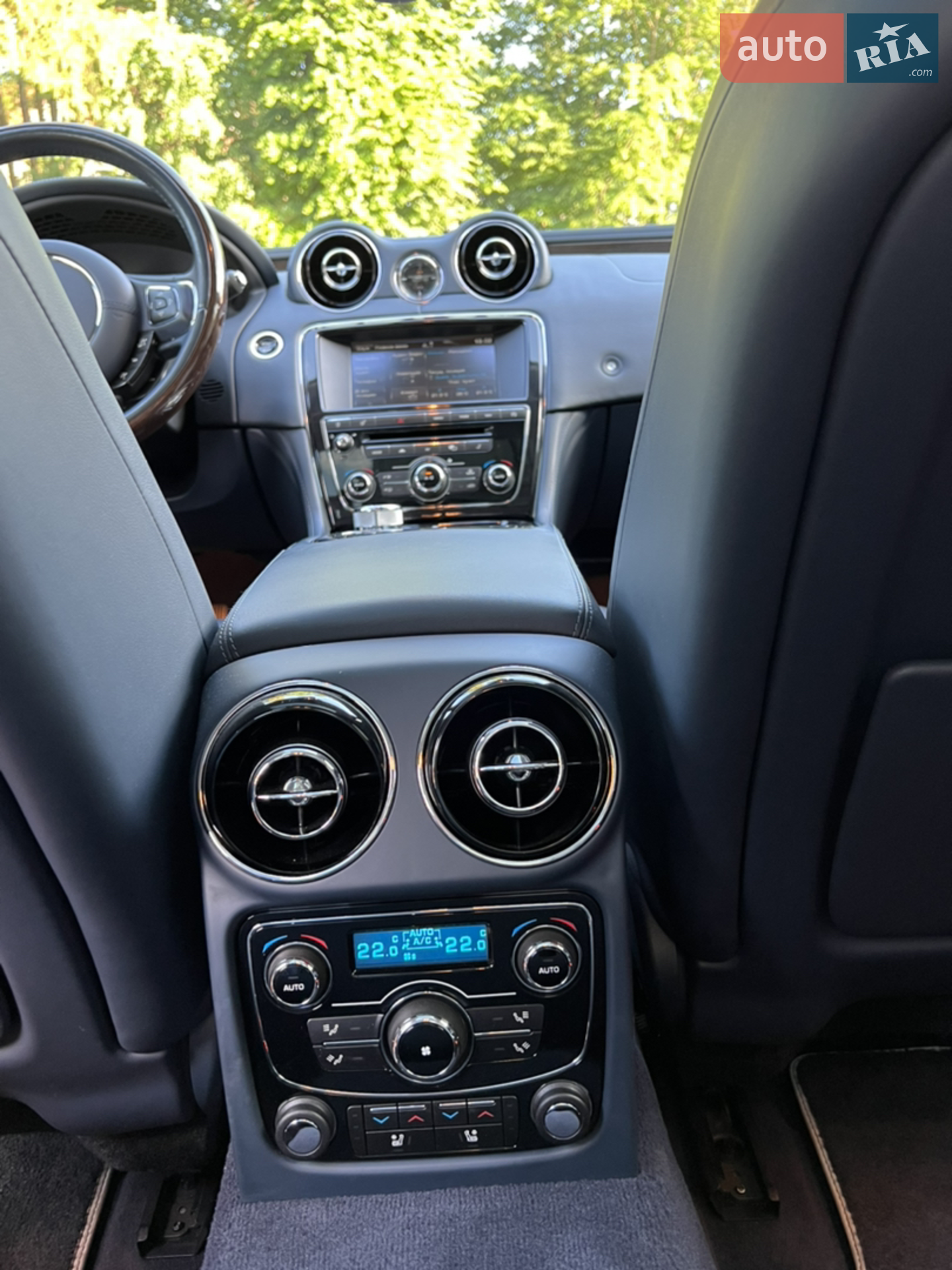 2013 Jaguar XJ - мініатюра 22