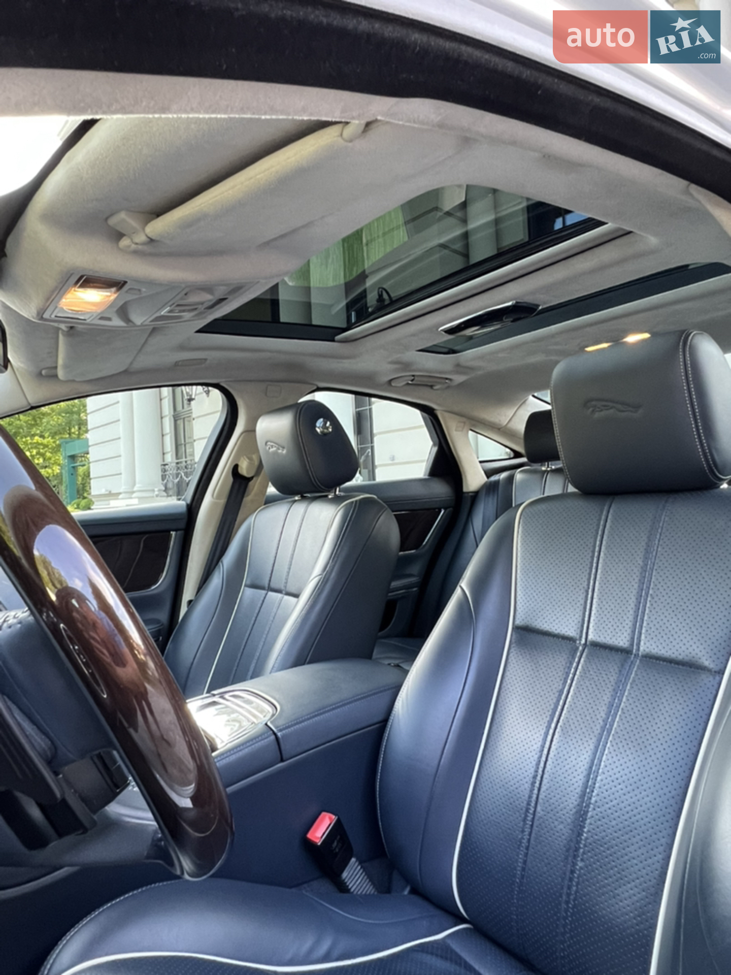 2013 Jaguar XJ - мініатюра 27