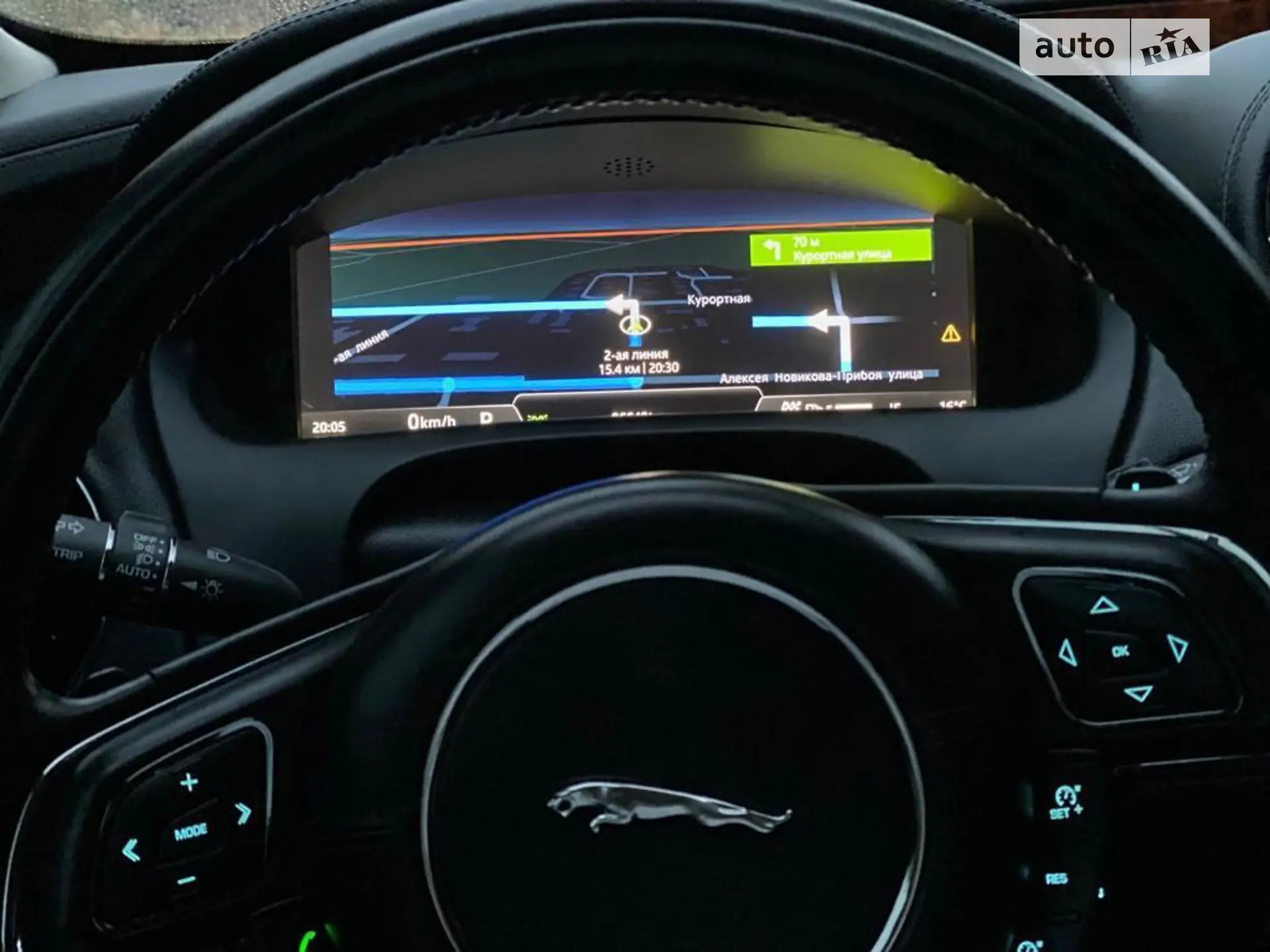 2015 Jaguar XJ - мініатюра 4