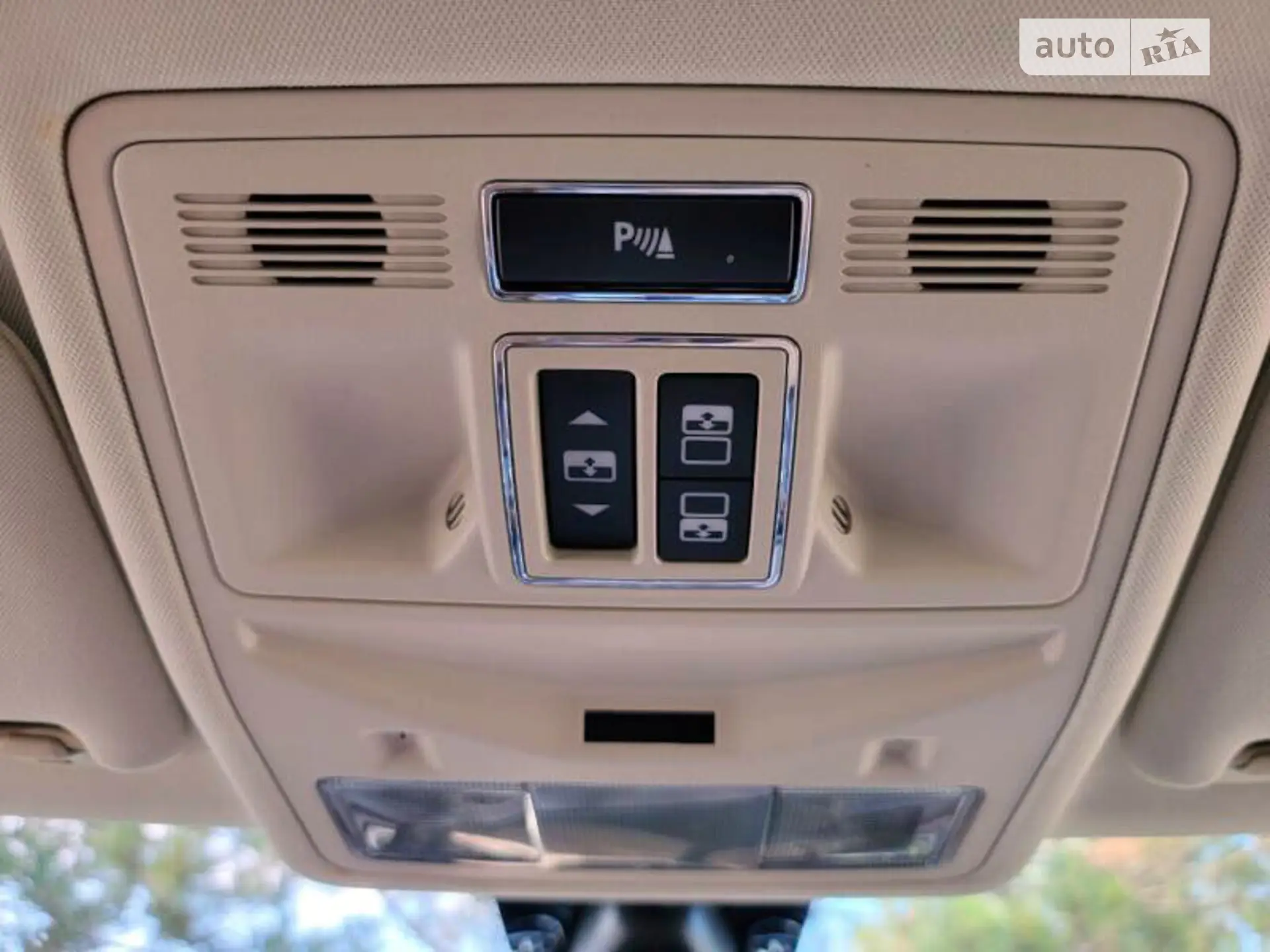 2010 Jaguar XJ - мініатюра 12
