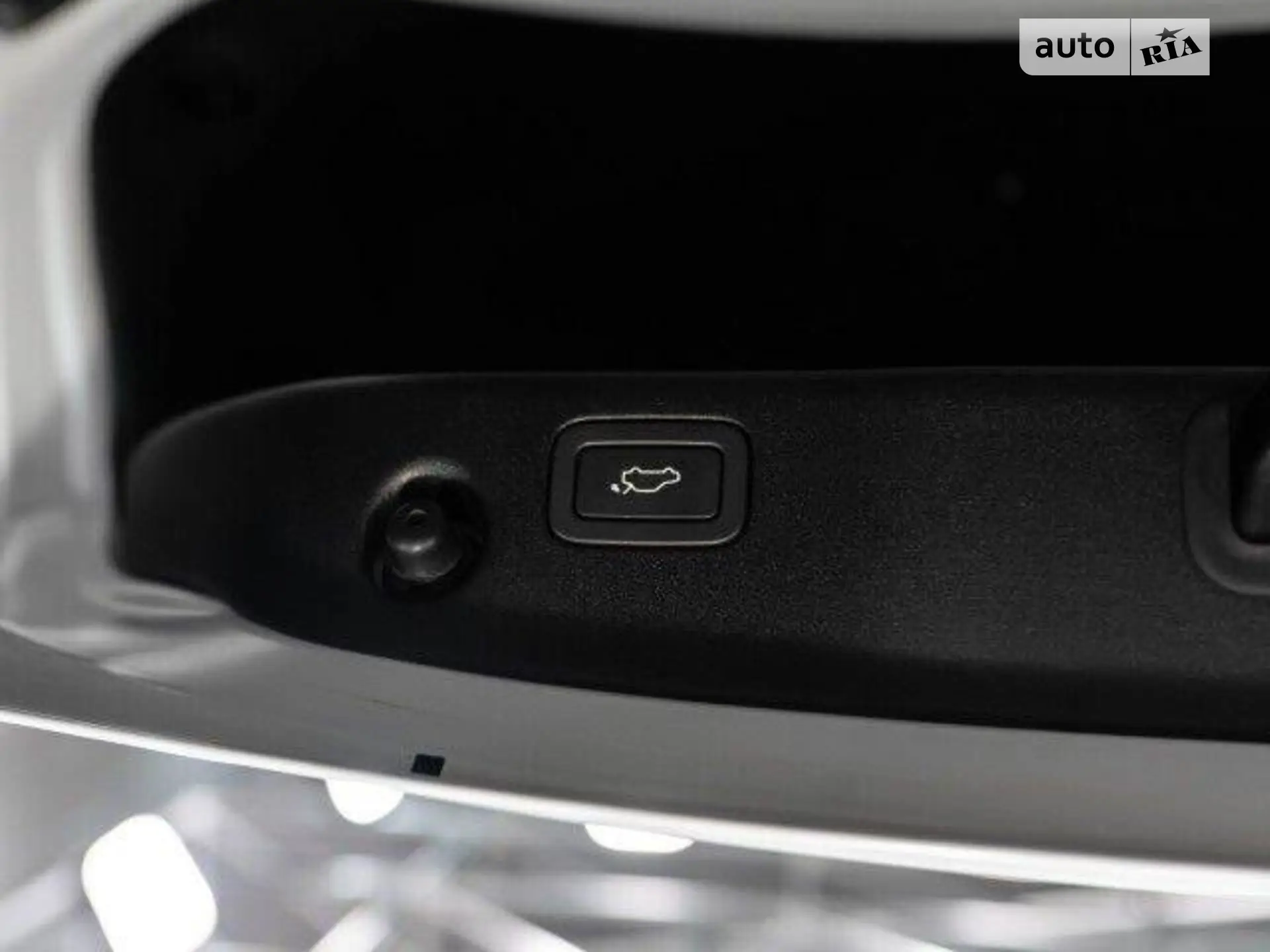 2011 Jaguar XJ - мініатюра 20