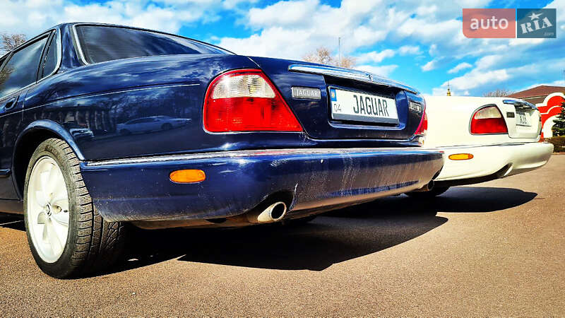 Седан Jaguar XJ 1999 в Кам'янському