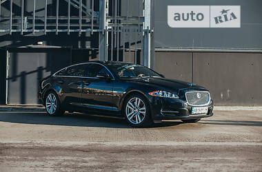 Седан Jaguar XJ 2013 в Киеве