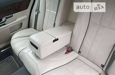 Седан Jaguar XJ 2013 в 