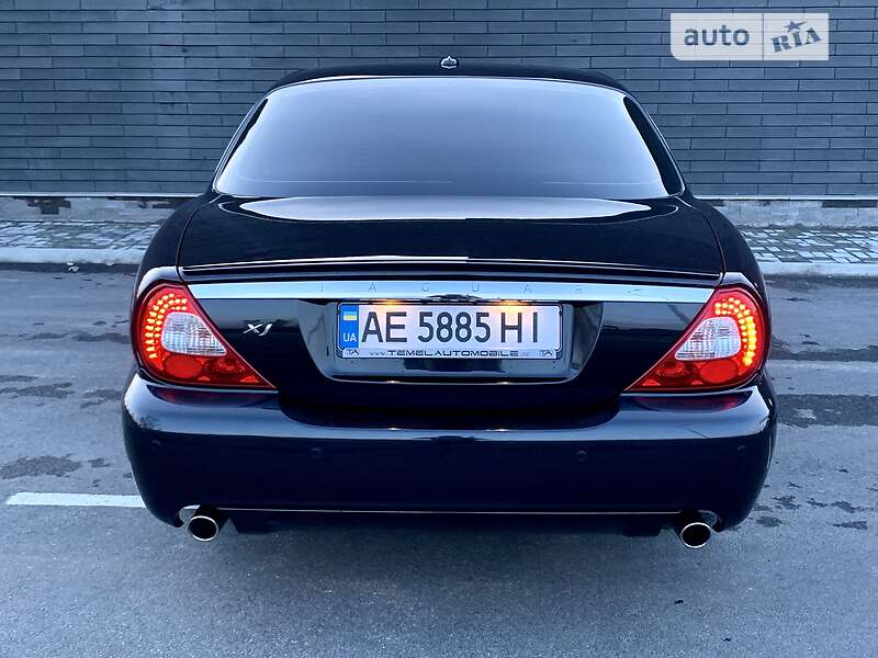 Jaguar XJ 2008 SAJAA711287H29237 - history of car sales on Jaguar XJ 2008 SAJAA711287H29237 - history of car sales on