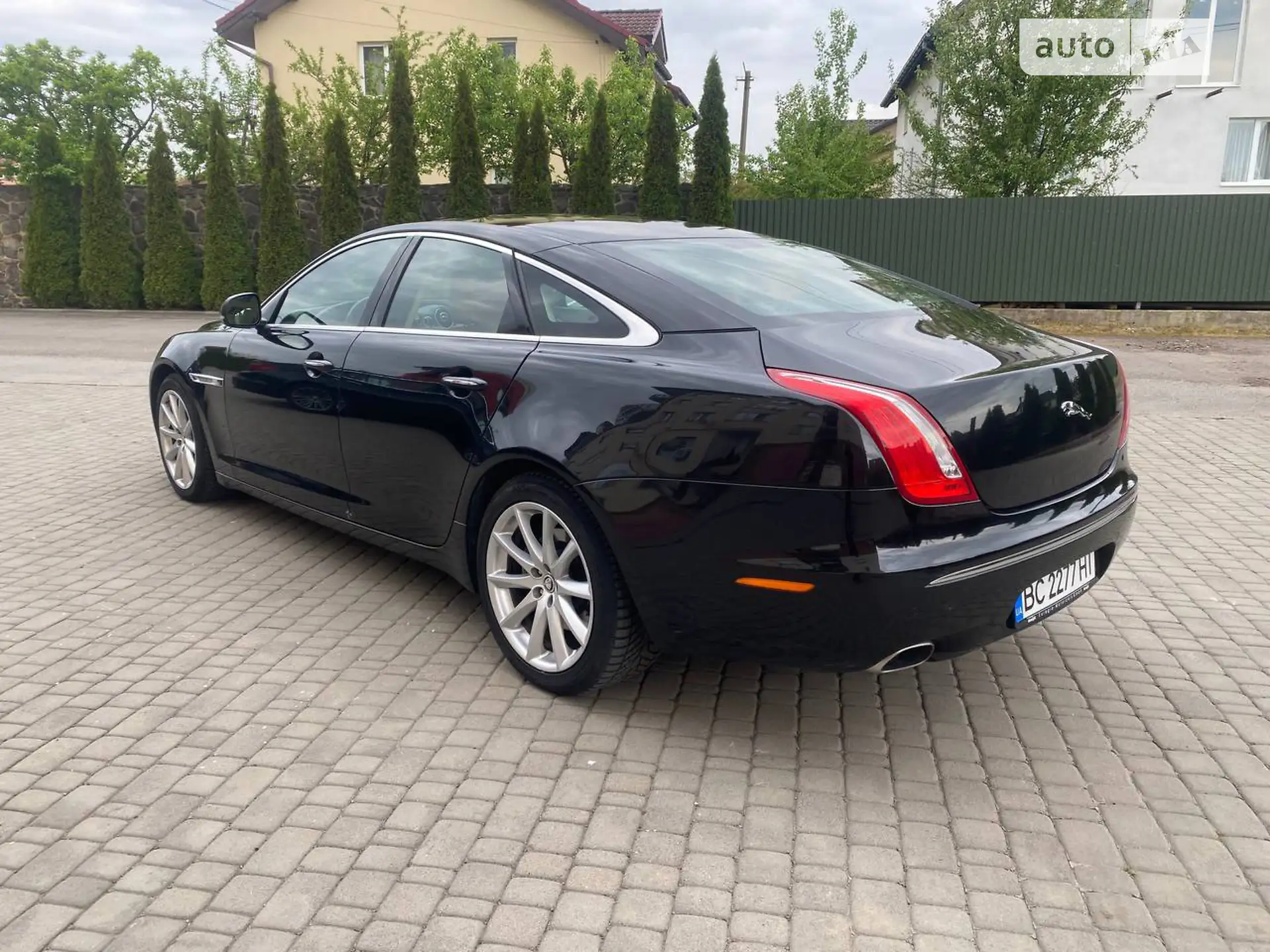 2011 Jaguar XJ - мініатюра 7