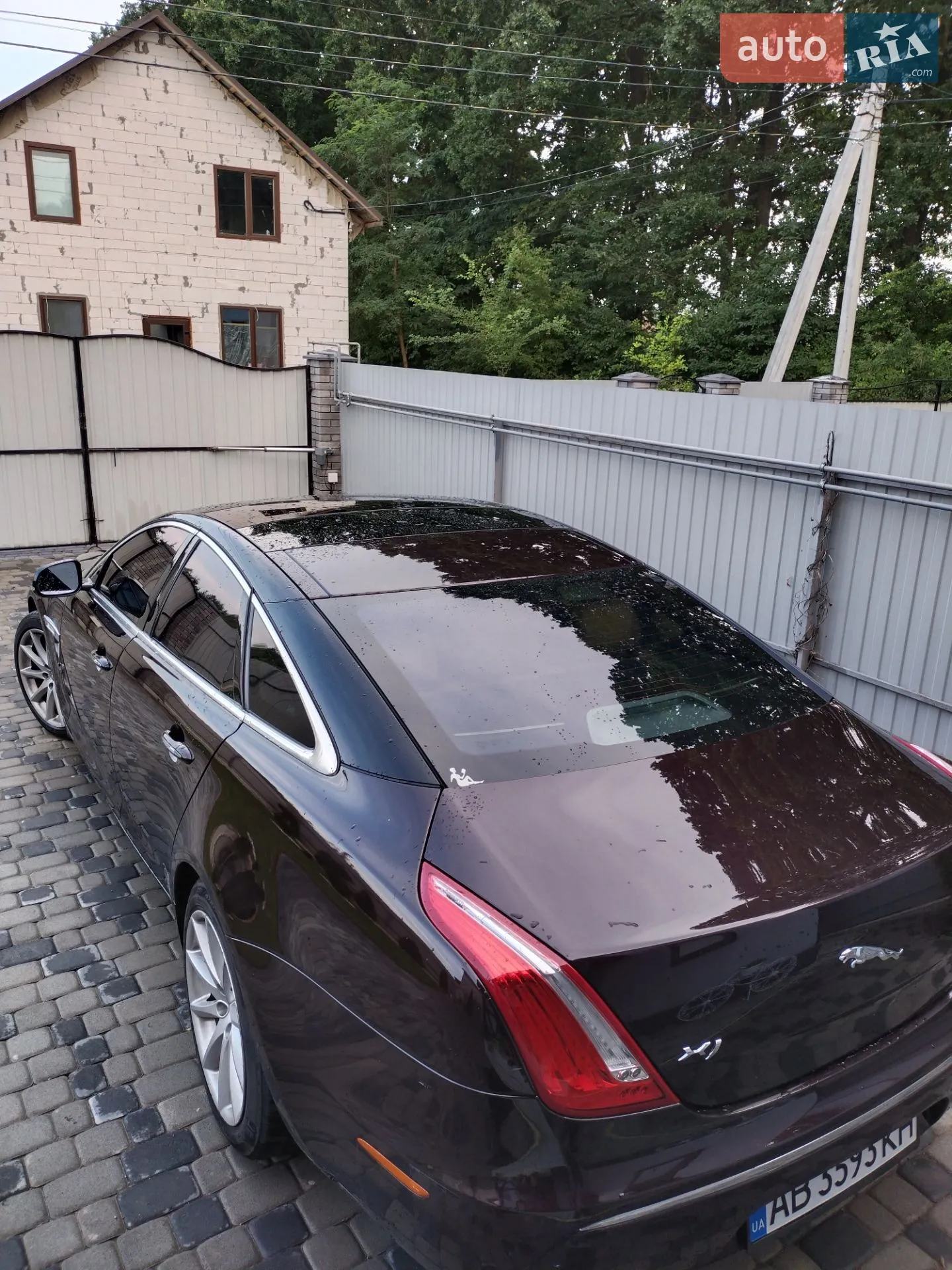 2011 Jaguar XJ - мініатюра 26