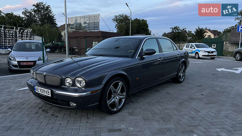Jaguar XJ 2006