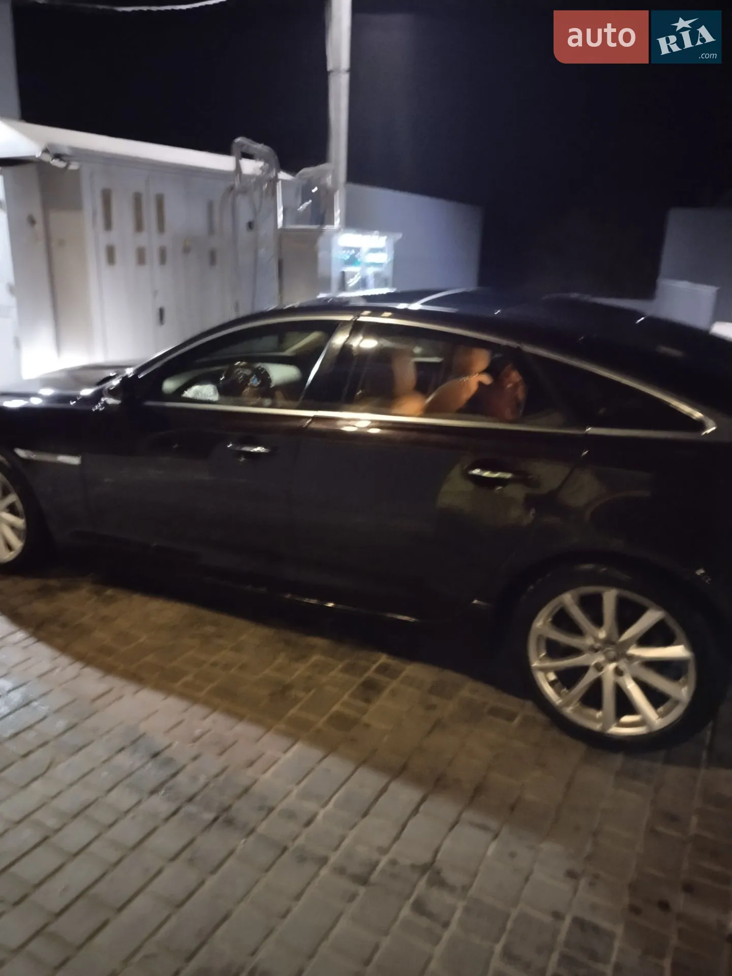 2011 Jaguar XJ - мініатюра 56