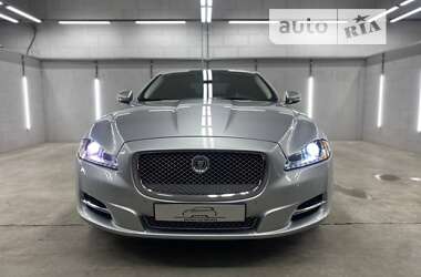 Седан Jaguar XJ 2012 в Киеве