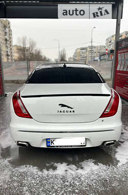 Седан Jaguar XJ 2013 в Киеве