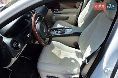 Седан Jaguar XJ 2017 в Киеве