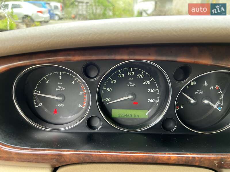 Седан Jaguar XJ 2006 в Києві