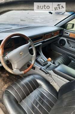 Седан Jaguar XJ 1988 в Киеве