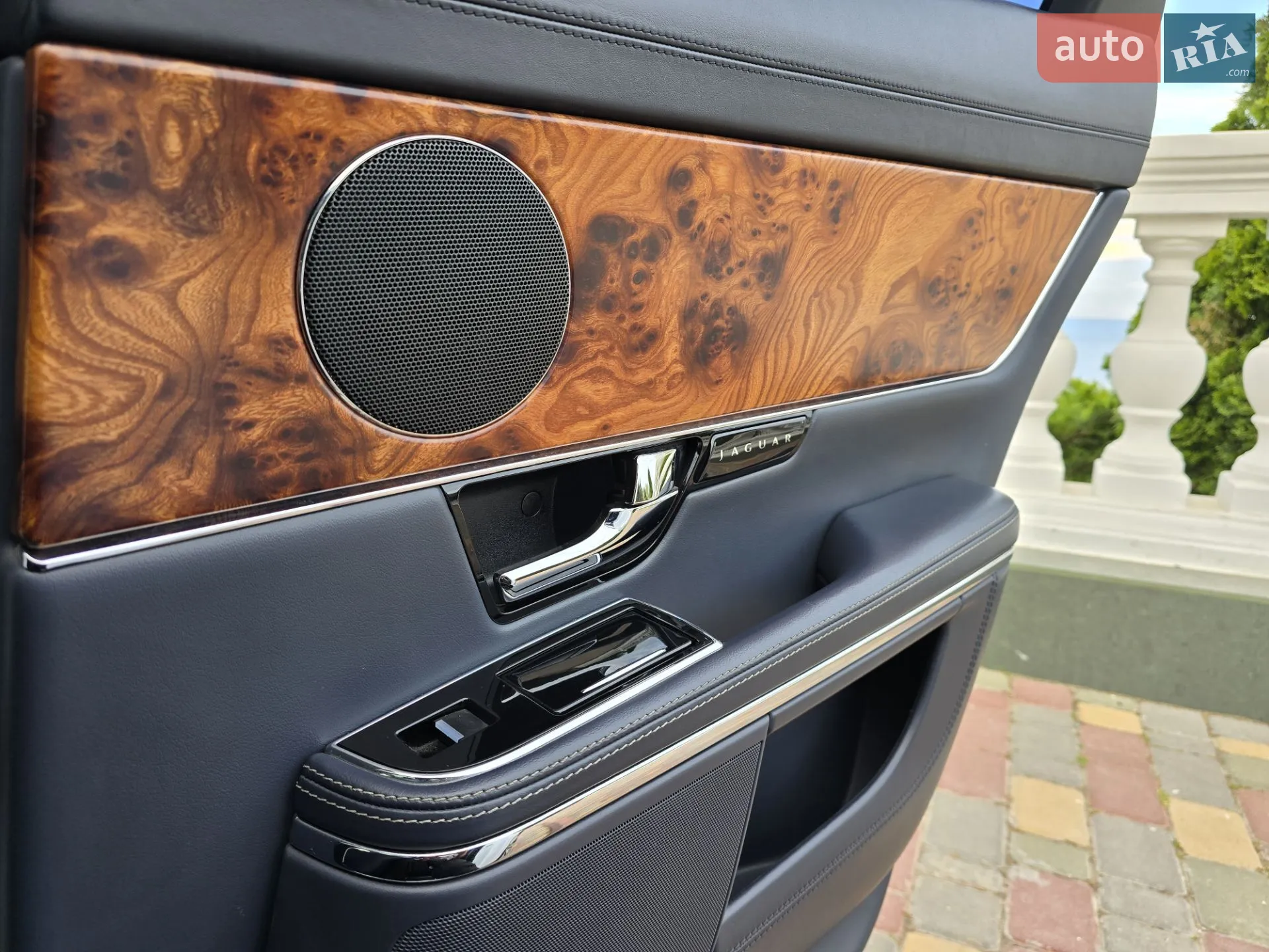 2011 Jaguar XJ - мініатюра 20