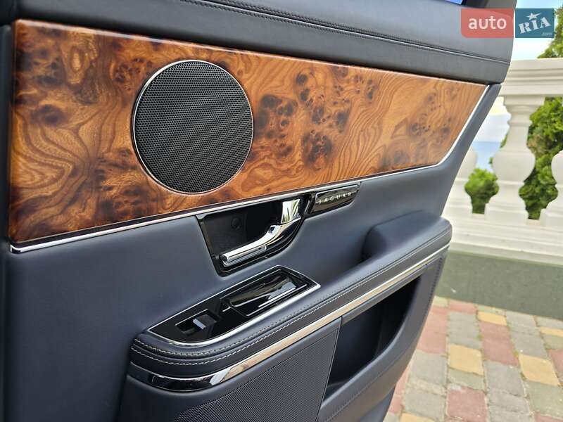 Седан Jaguar XJ 2011 в Одессе