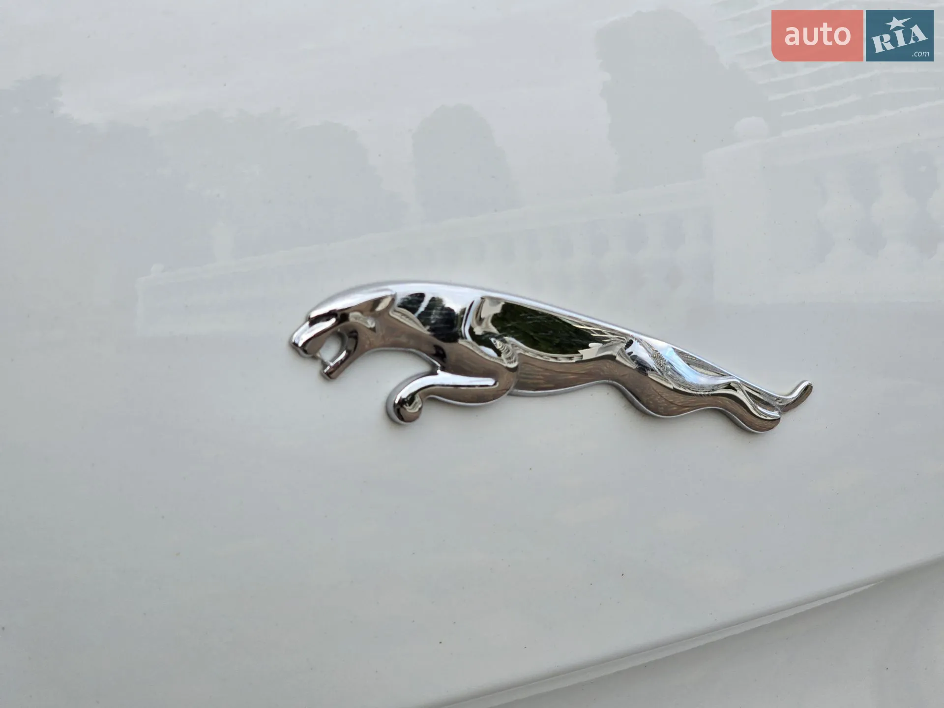 2011 Jaguar XJ - мініатюра 32