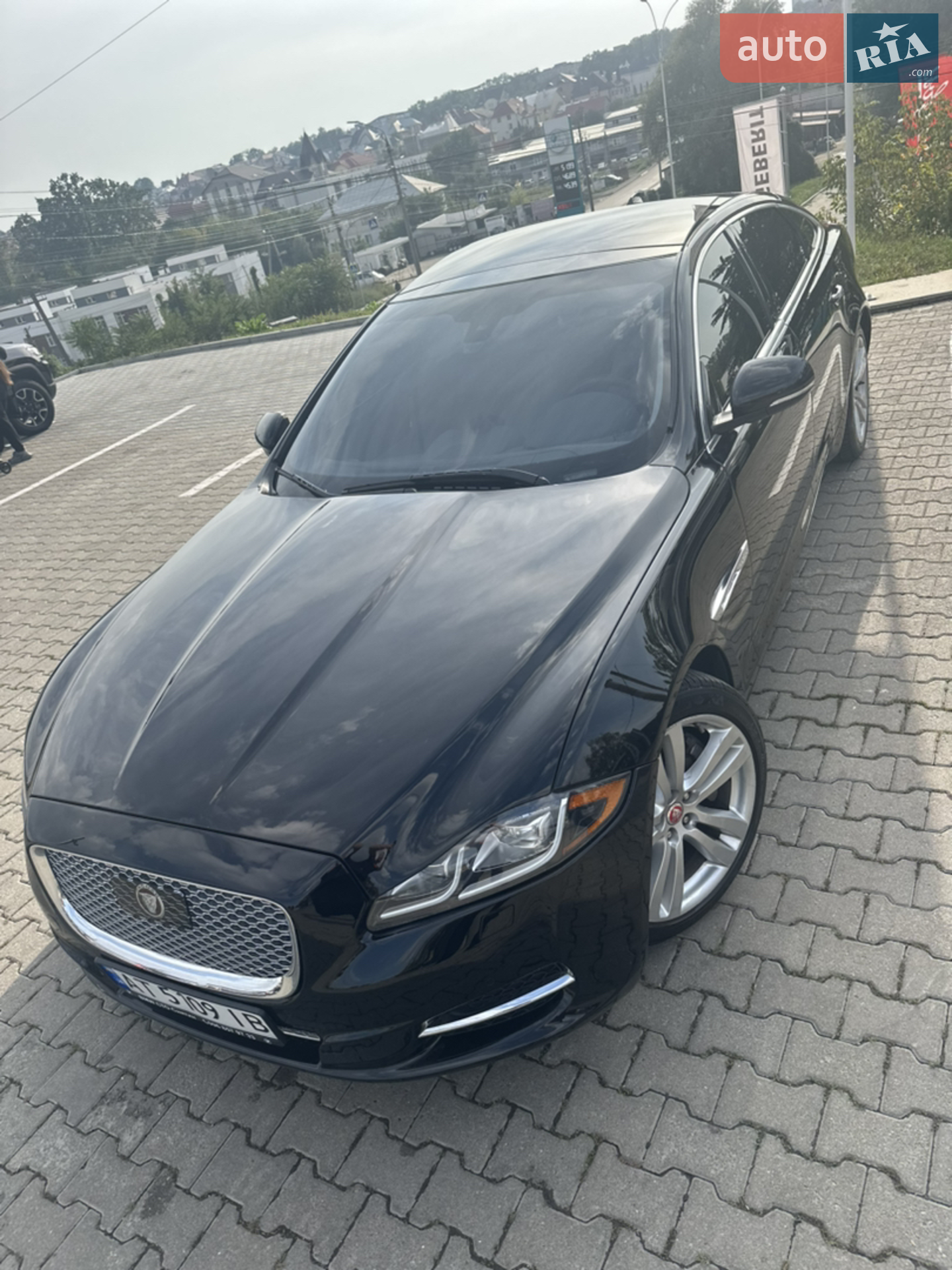 2014 Jaguar XJ - мініатюра 2