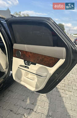Седан Jaguar XJ 2014 в 