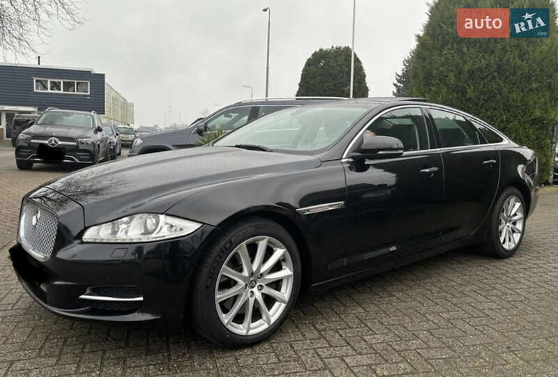 Седан Jaguar XJ 2011 в Луцке