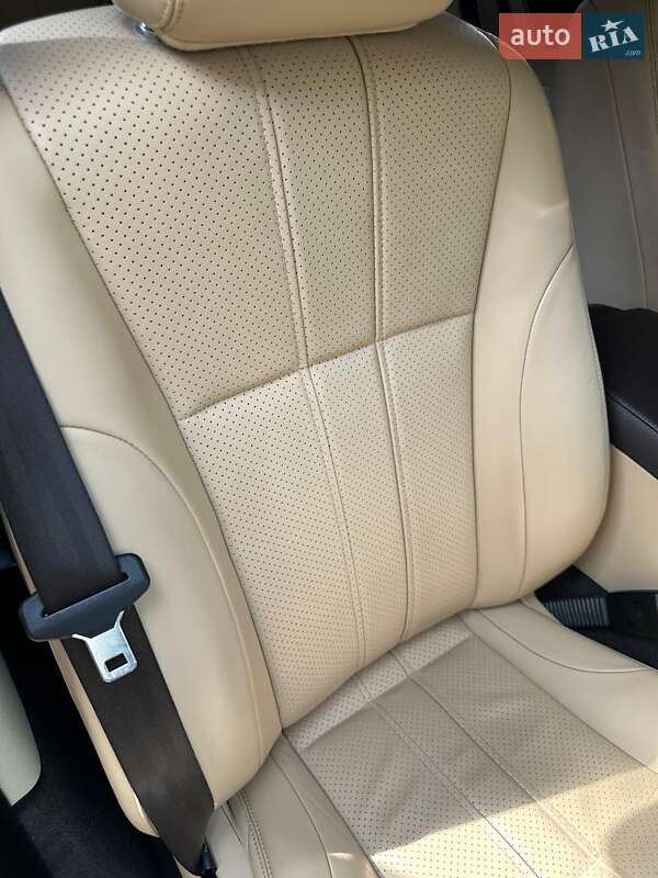 Седан Jaguar XJ 2013 в Киеве