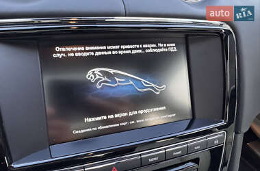Седан Jaguar XJ 2015 в Киеве
