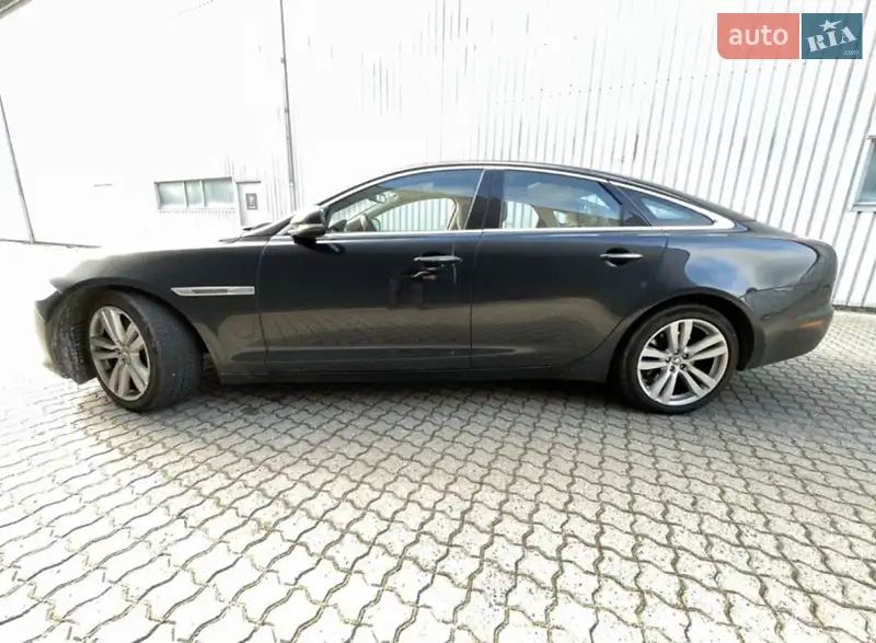 Jaguar XJ 2010