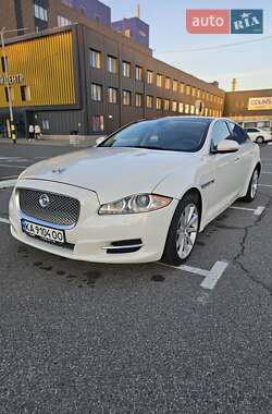 Седан Jaguar XJ 2010 в Києві