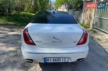 Седан Jaguar XJ 2015 в Києві