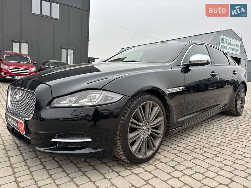 Седан Jaguar XJ 2012 в Львове